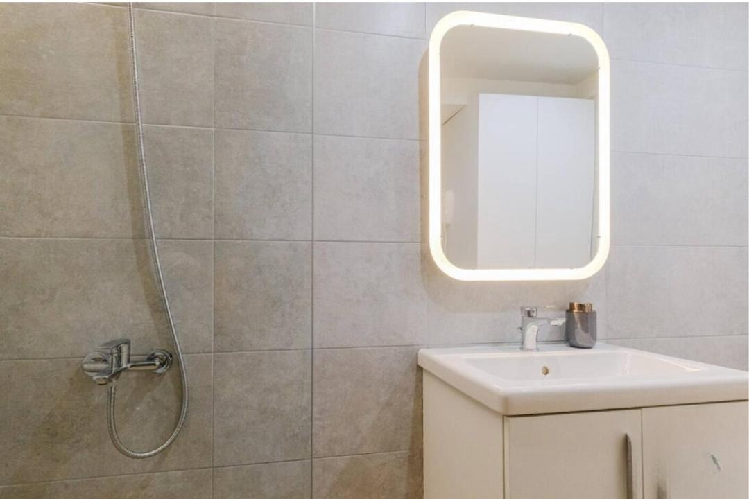 Photo of Bathroom in Ladadika