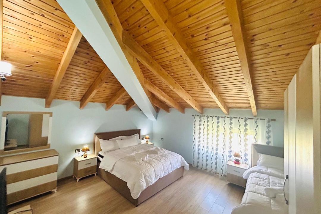 Photo of Bedroom in Korce