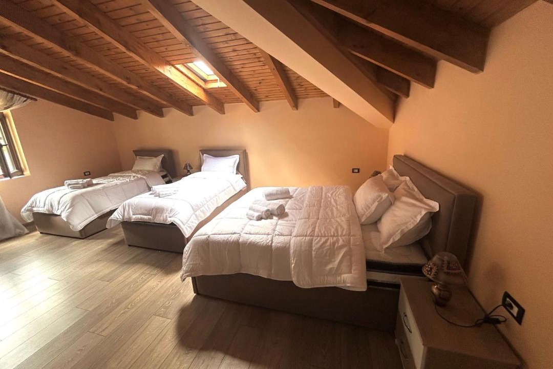 Photo of Bedroom in Korce