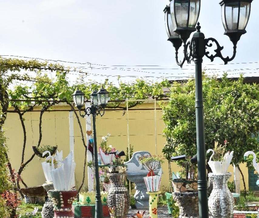 Photo of Others in Sakës