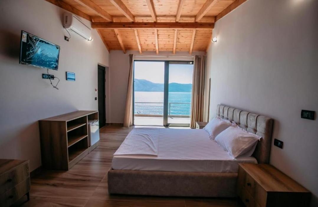 Photo of Others in Orikum