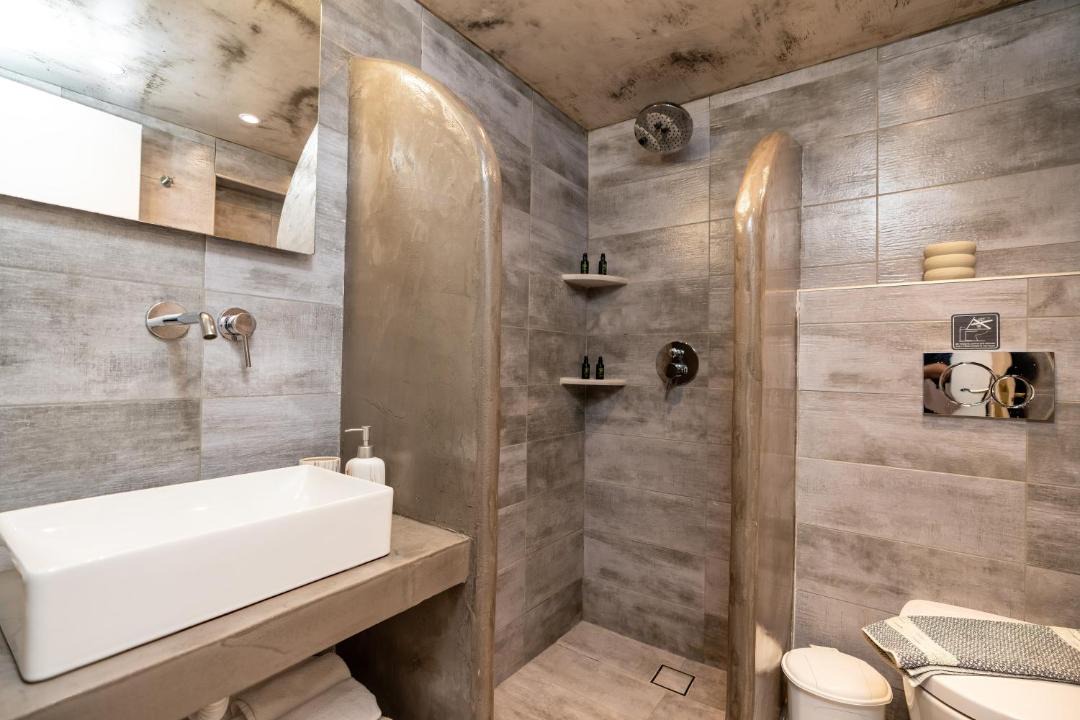 Photo of Bathroom in Imerovigli
