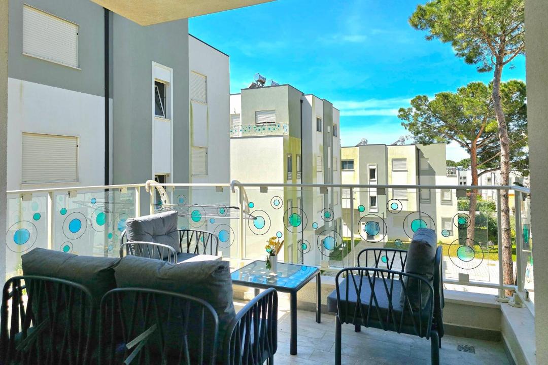 Photo of Patio Balcony in Ishem