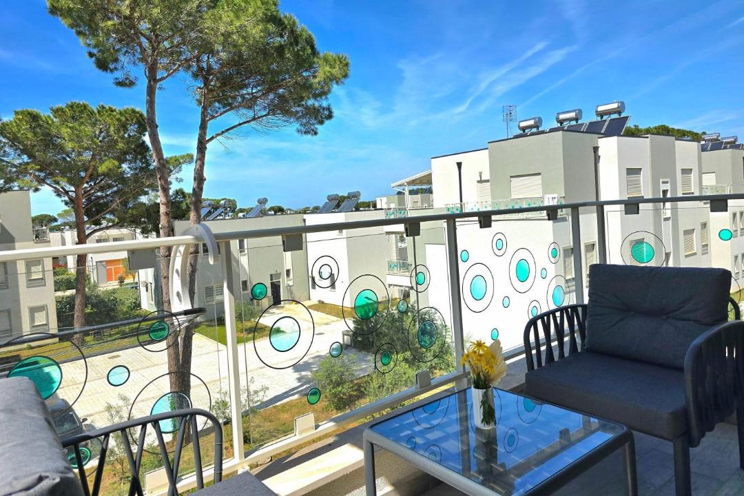 Photo of Patio Balcony in Ishem