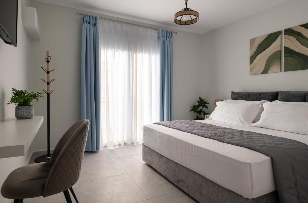 Photo of Bedroom in Polichrono