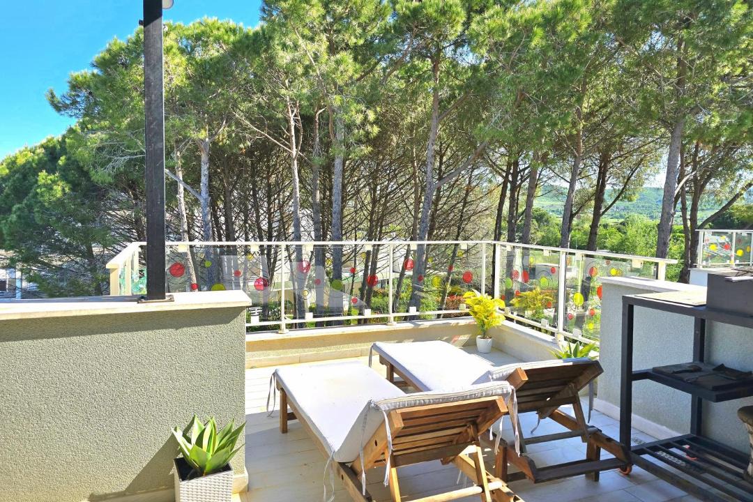 Photo of Patio Balcony in Ishem