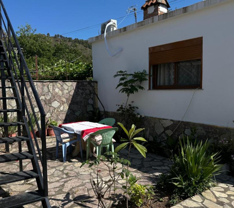 Photo of Others in Sakës