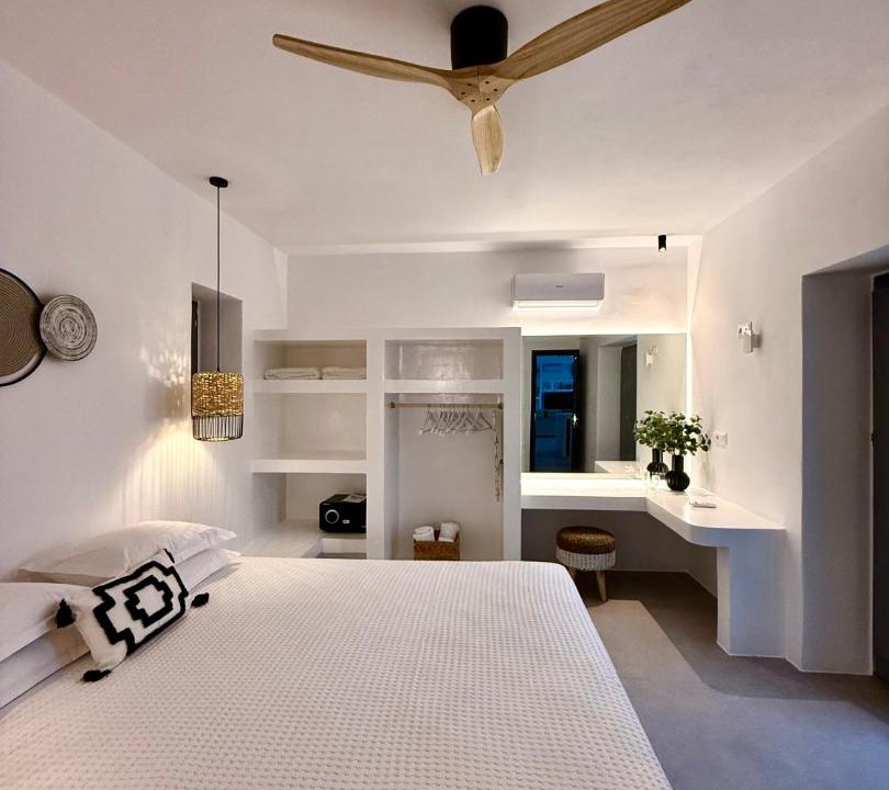 Photo of Others in Paros