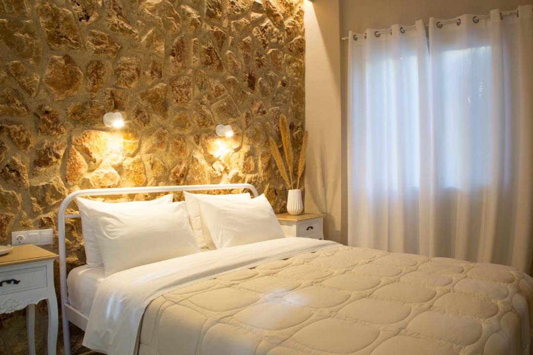 Photo of Bedroom in Loutra Edipsou