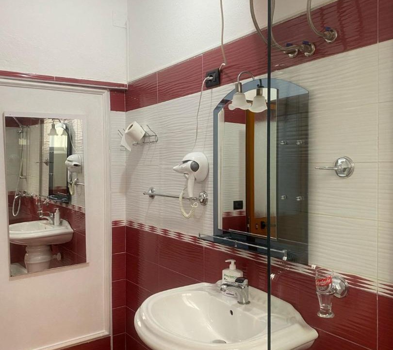 Photo of Bathroom in Kruje