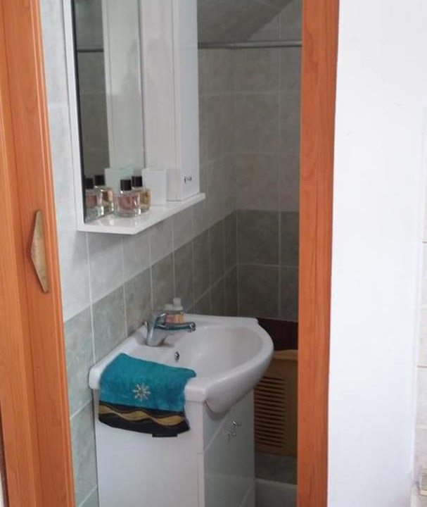Photo of Bathroom in Haraki
