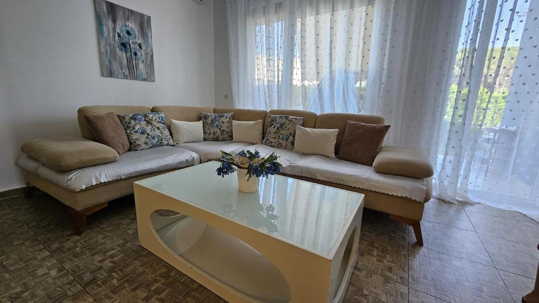Photo of Livingroom in Ishem