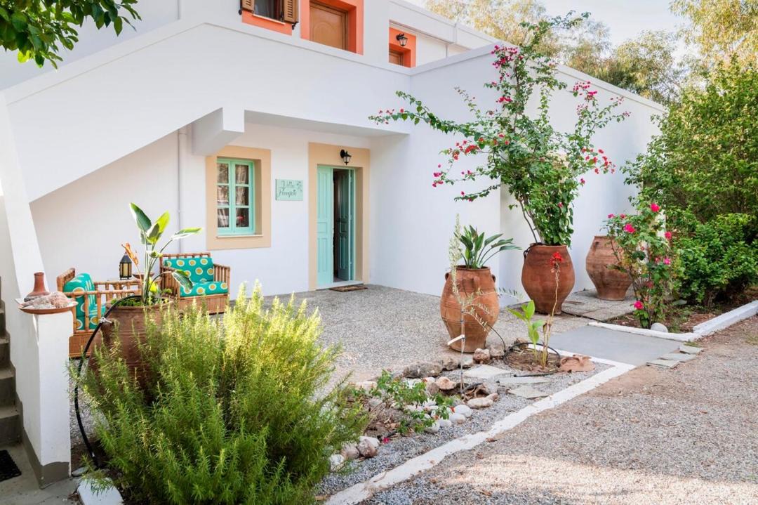 Photo of Others in Pefkos