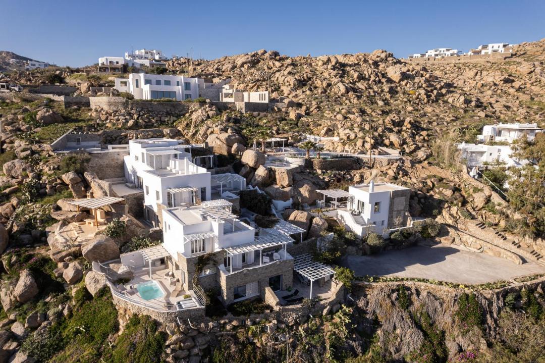 Photo of Buildings in Paraga