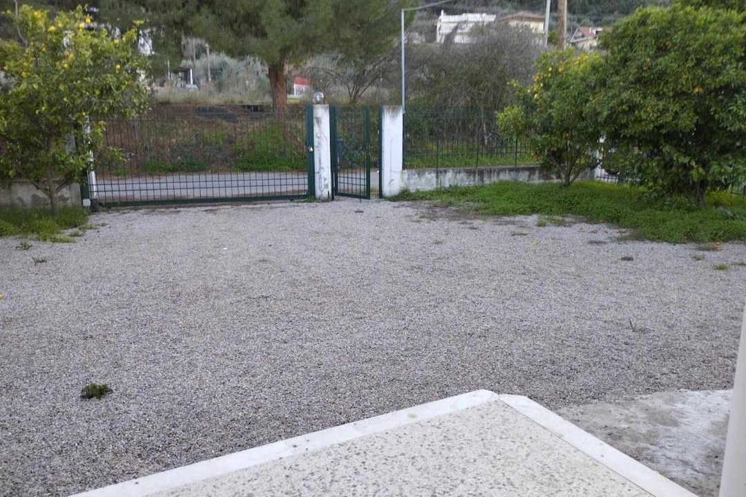 Photo of Others in Kamena Vourla