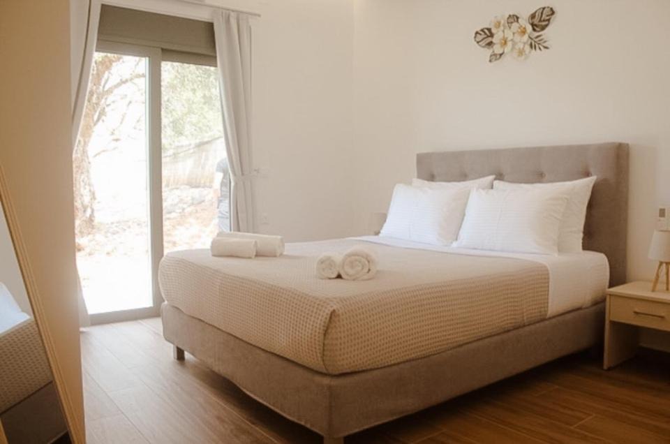 Photo of Bedroom in Fragkokastello