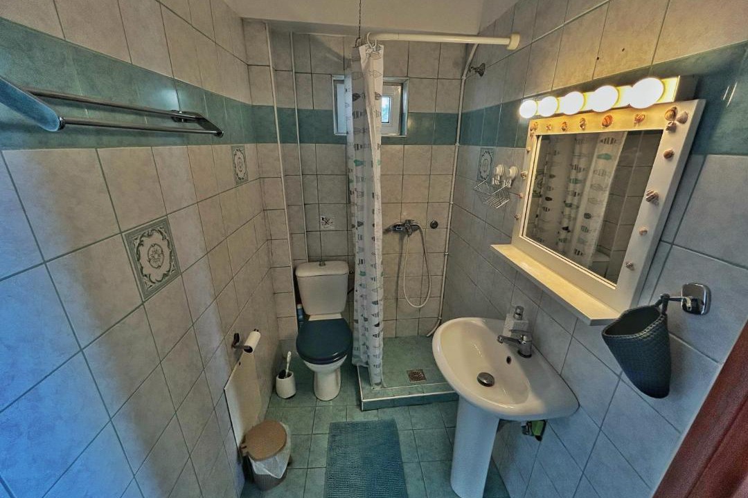 Photo of Bathroom in Mirtos