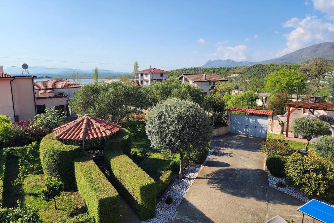 Photo of Others in Sakës