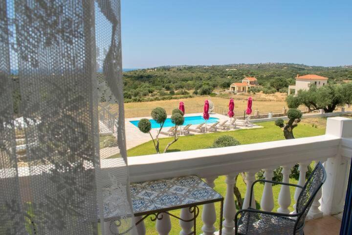 Photo of Patio Balcony in Karavados
