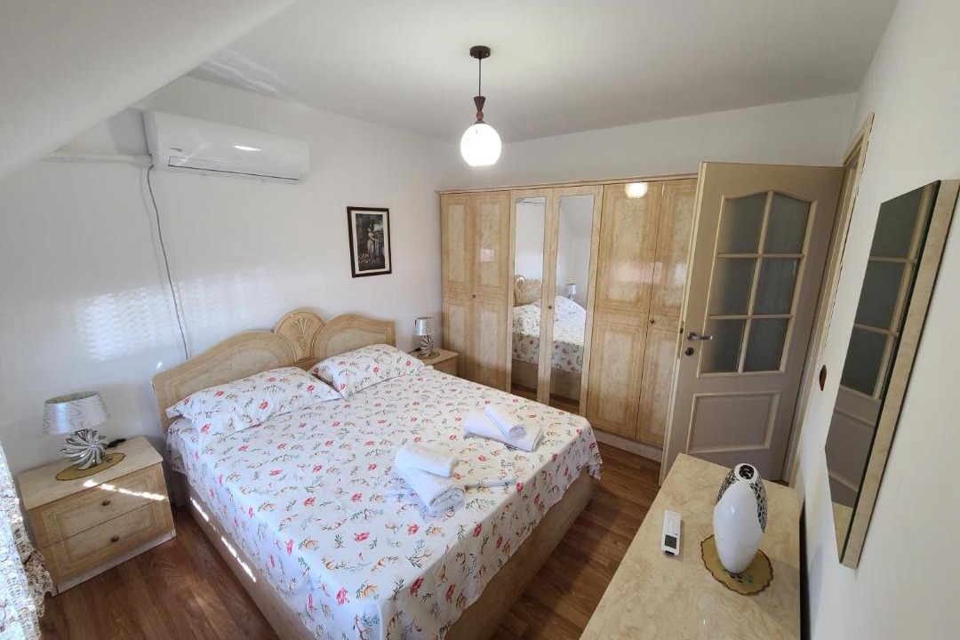Photo of Bedroom in Divjake