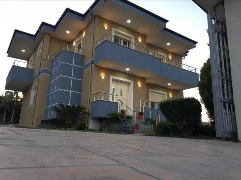 Photo of Others in Mbrostar-Urë