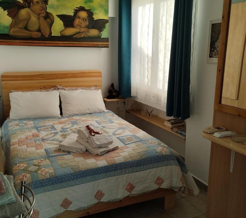 Photo of Bedroom in Aigio