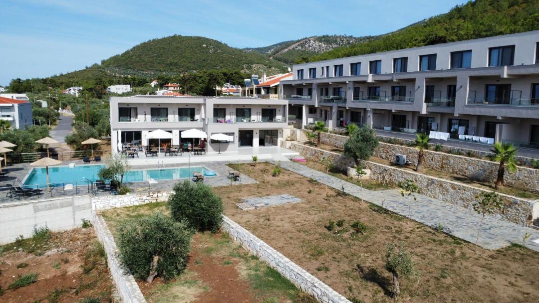 Photo of Others in Skala Rachoniou