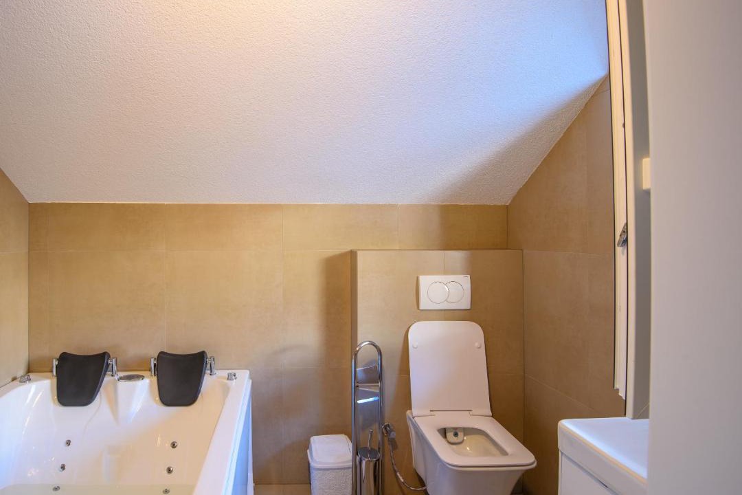 Photo of Bathroom in Pejë