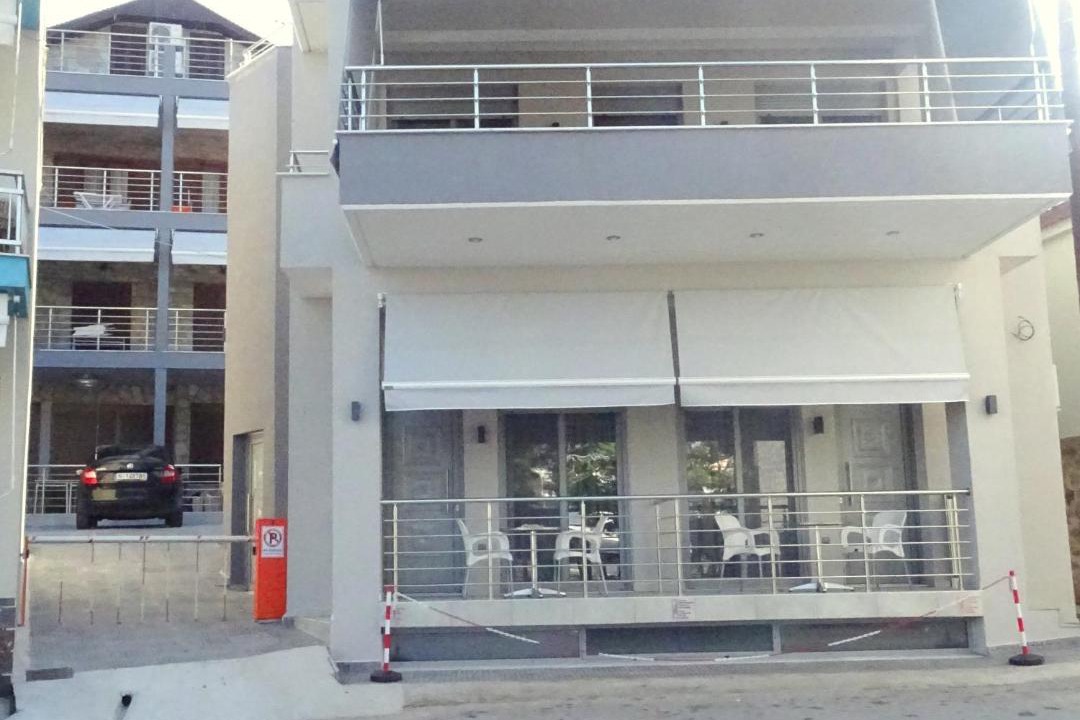 Photo of Others in Skala Marion