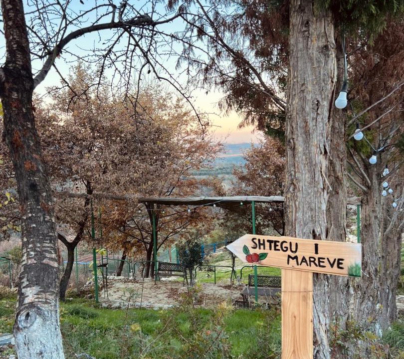 Photo of Others in Mbrostar-Urë