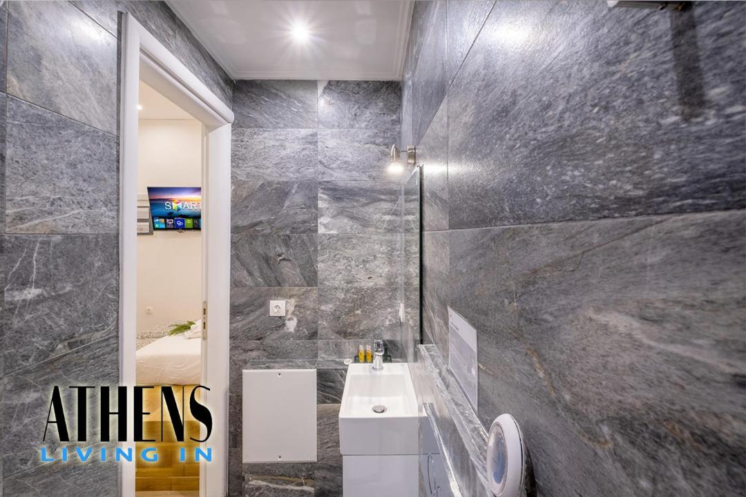 Photo of Bathroom in Kypseli