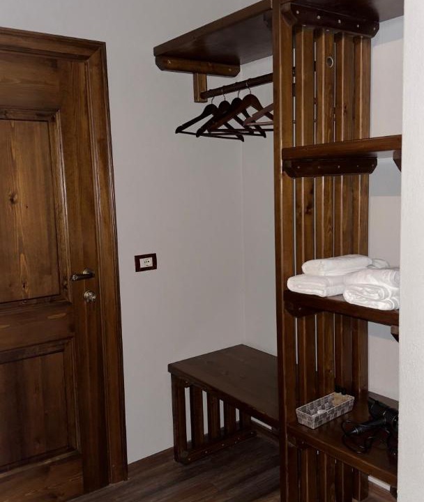 Photo of Others in Moscopole
