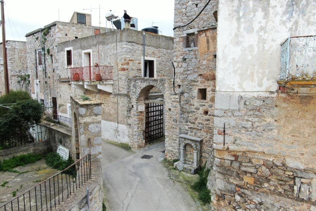 Photo of Buildings in Mesta