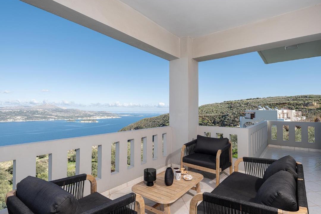 Photo of Patio Balcony in Aptera