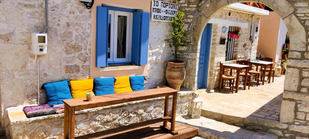 Photo of Patio Balcony in Poros