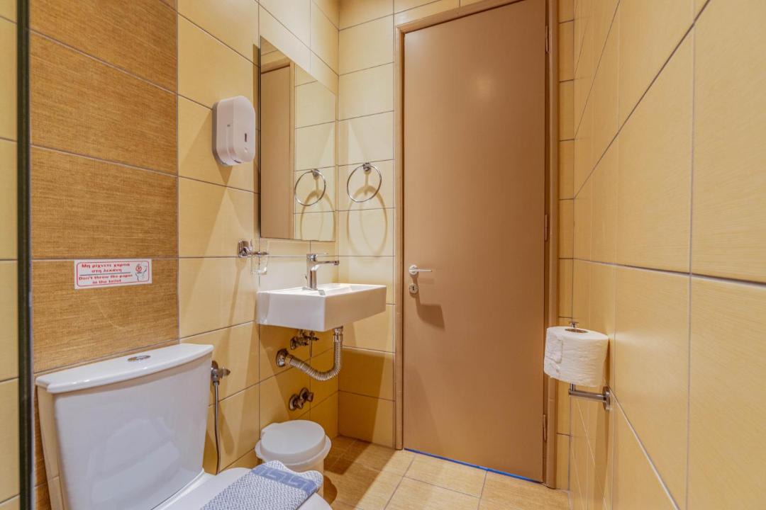 Photo of Bathroom in Tzavros