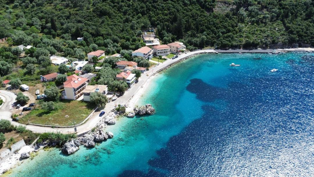 Photo of Others in Mikros Gialos