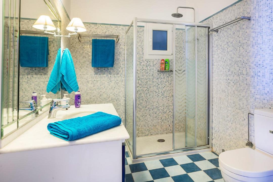 Photo of Bathroom in Fiskardo