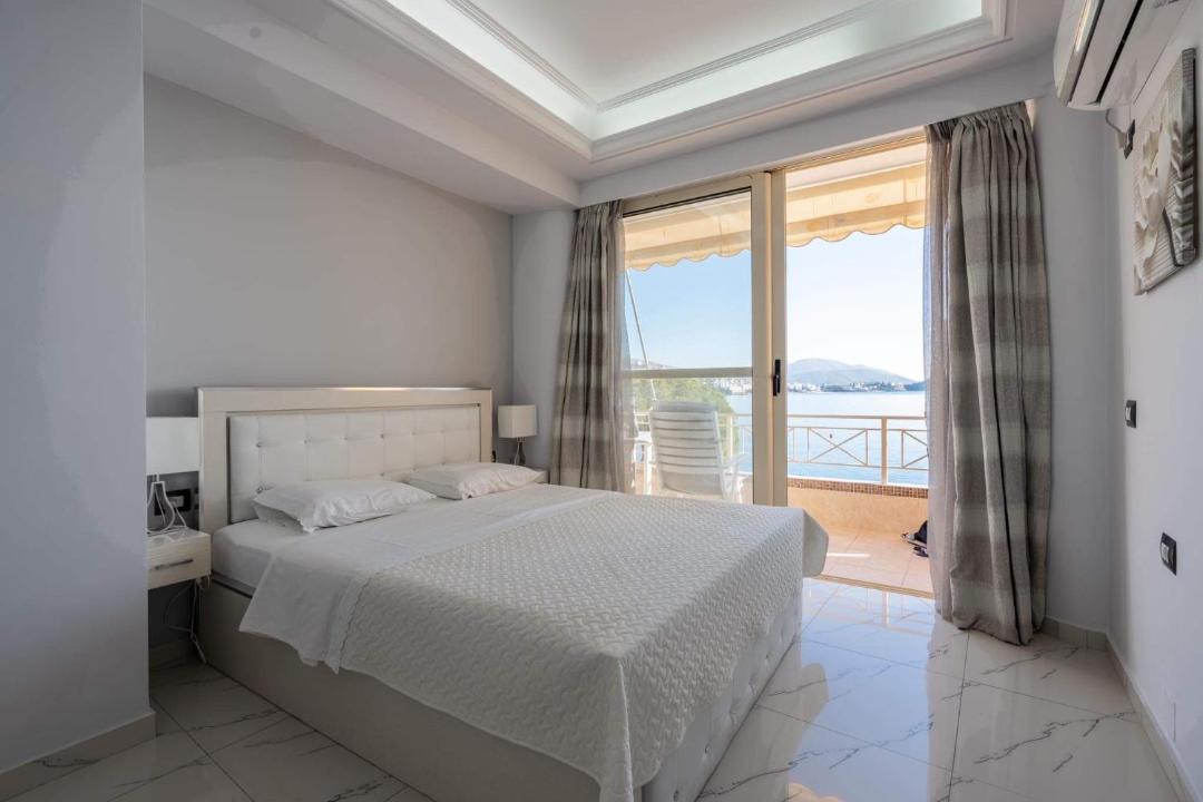Photo of Others in Sarande