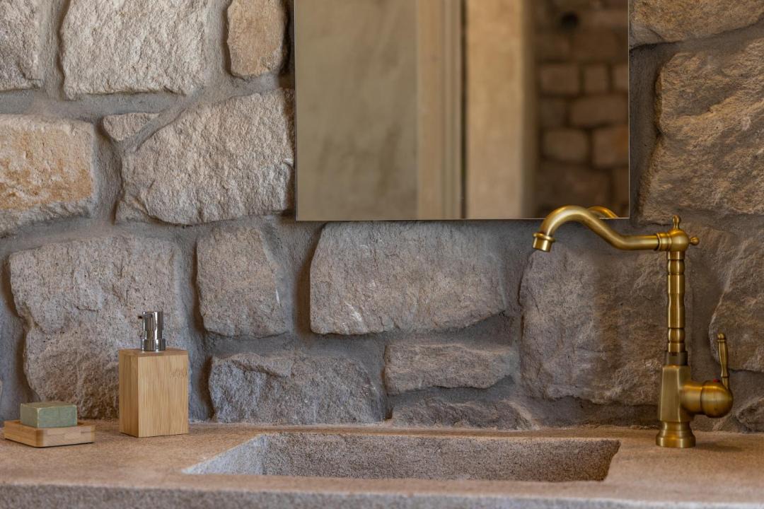 Photo of Bathroom in Mandrakia