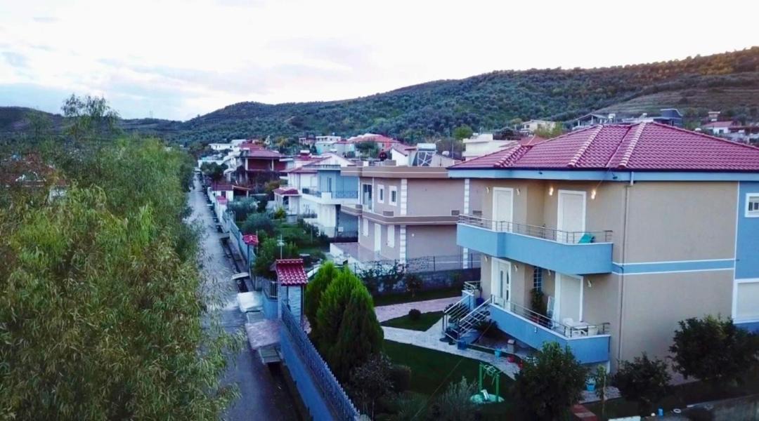 Photo of Others in Mbrostar-Urë