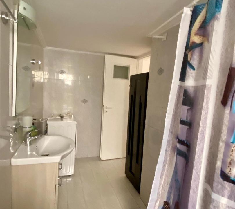 Photo of Bathroom in Alimos