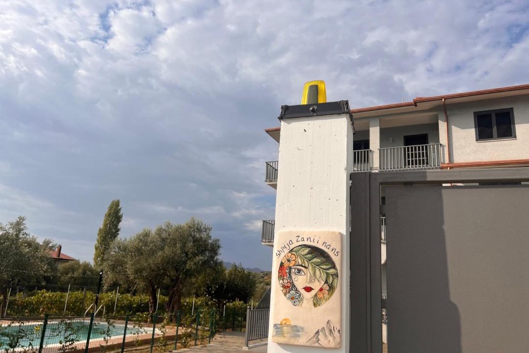 Photo of Others in Sakës