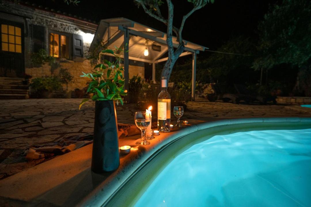 Photo of Outdoor in Mpogdanatika