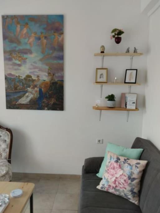 Photo of Livingroom in Aigio