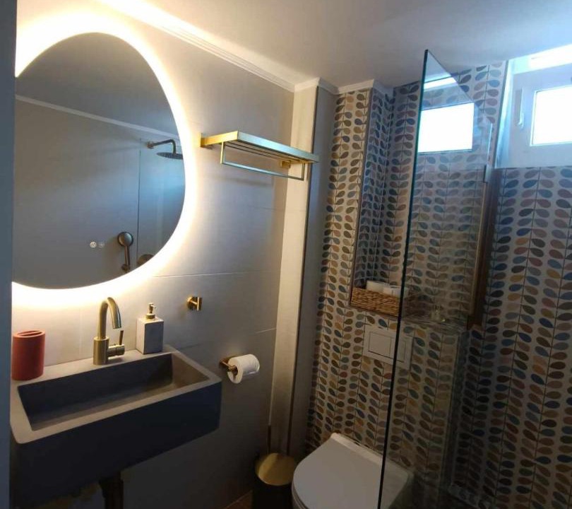 Photo of Bathroom in Thouria
