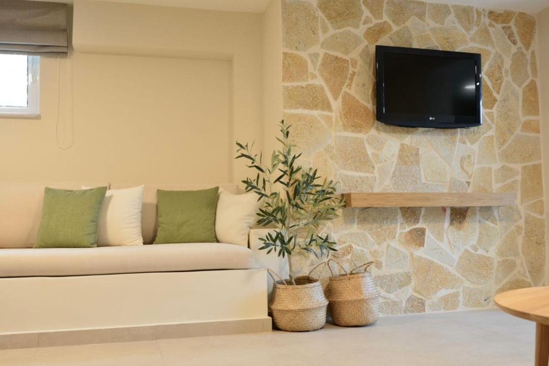 Photo of Others in Pyrgos Psilonerou