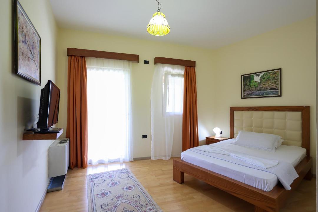 Photo of Others in Sinje