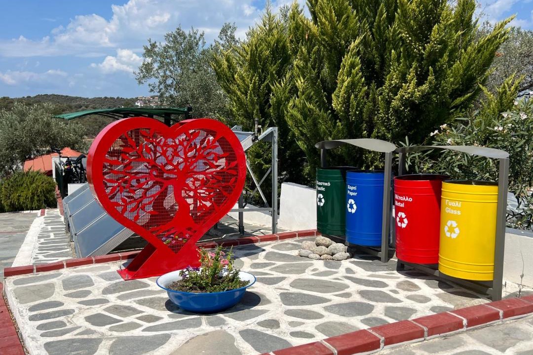Photo of Others in Aristotelis