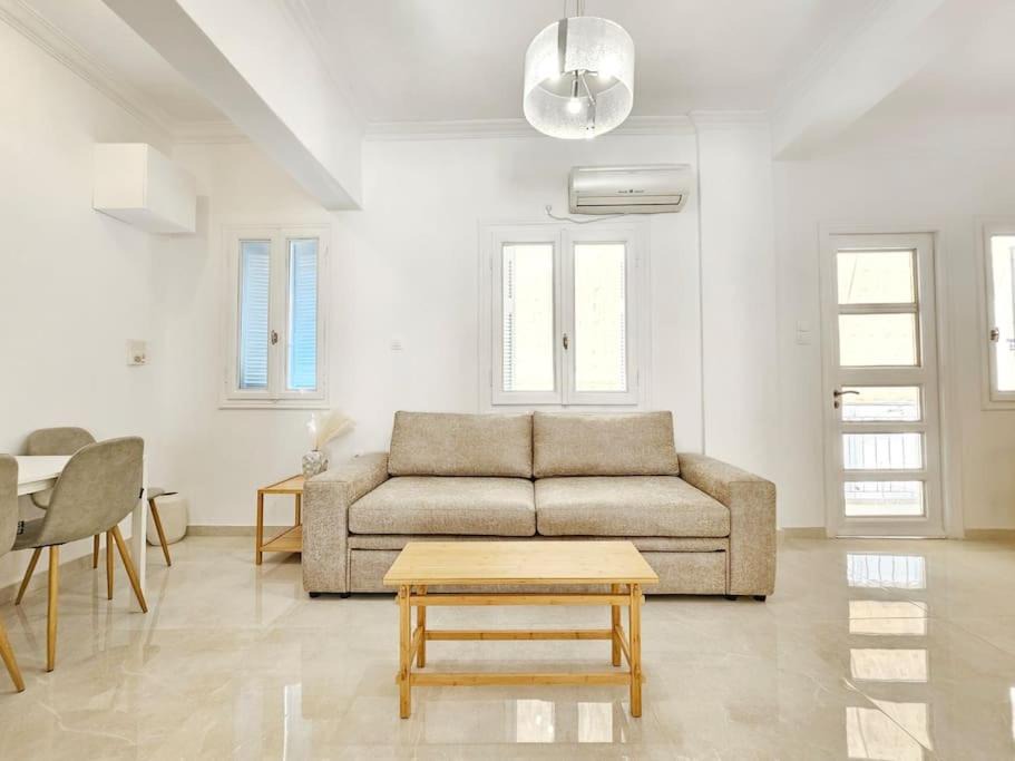 Photo of Others in Platia Viktorias